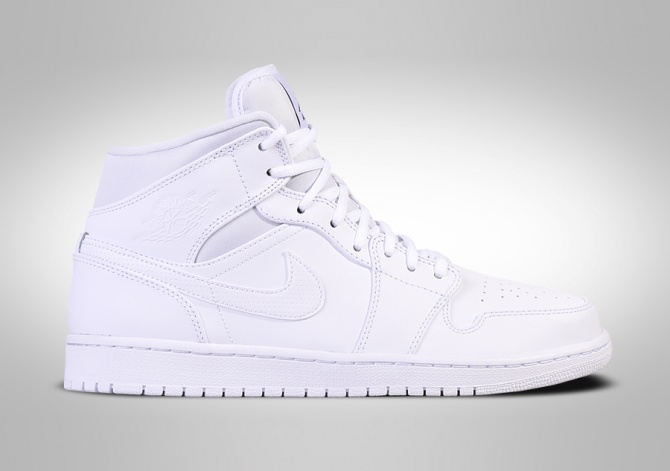 nike air jordan retro white