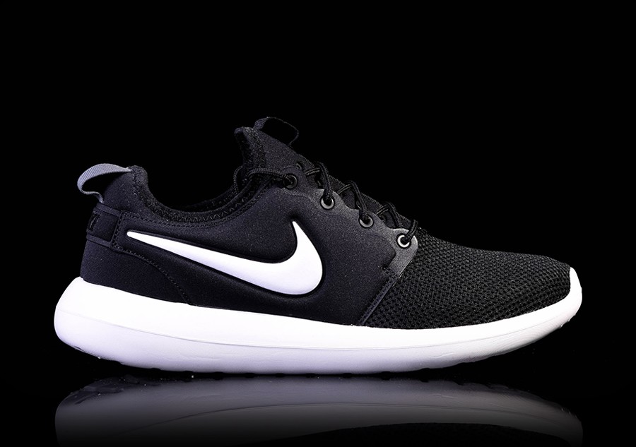 Nike roshe blanco store y negro