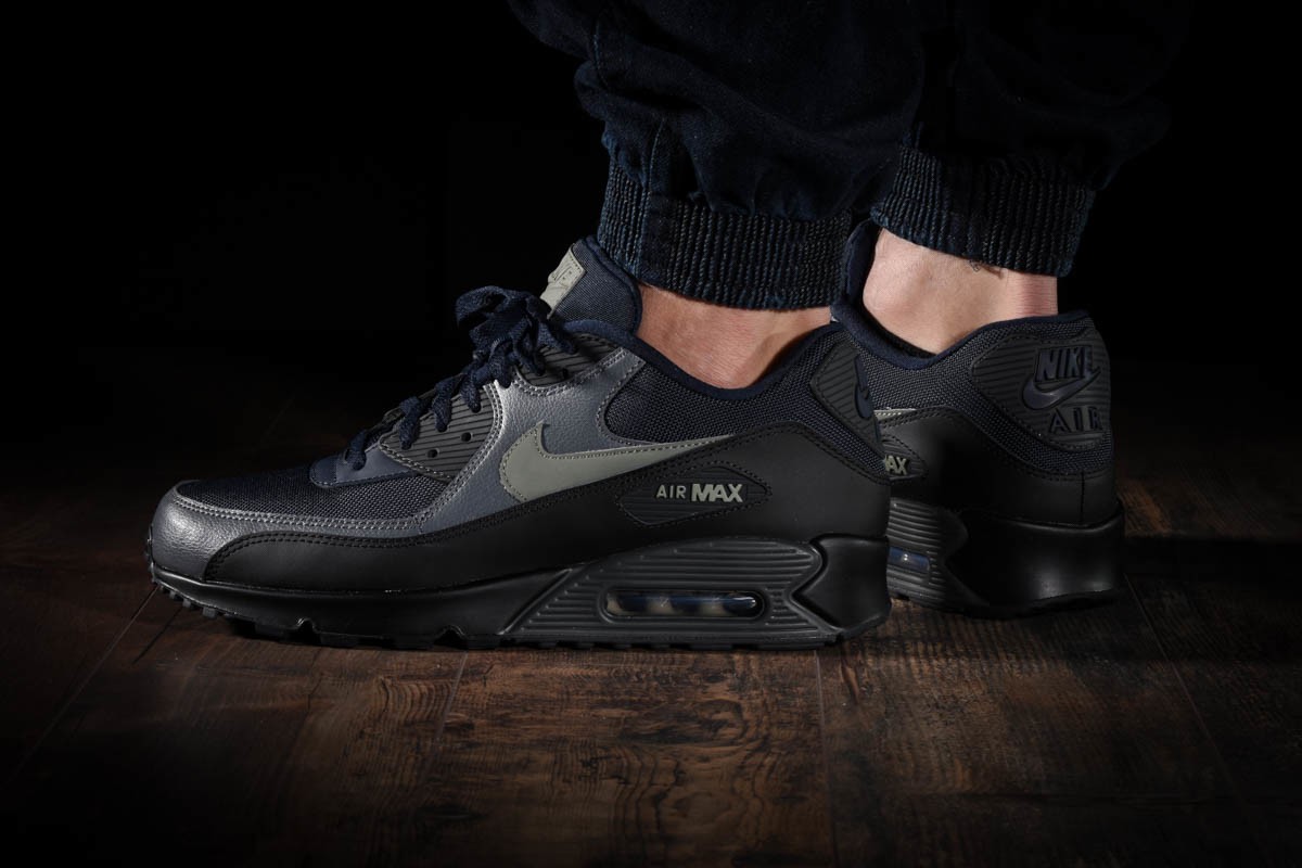 Air max 90 outlet essential obsidian