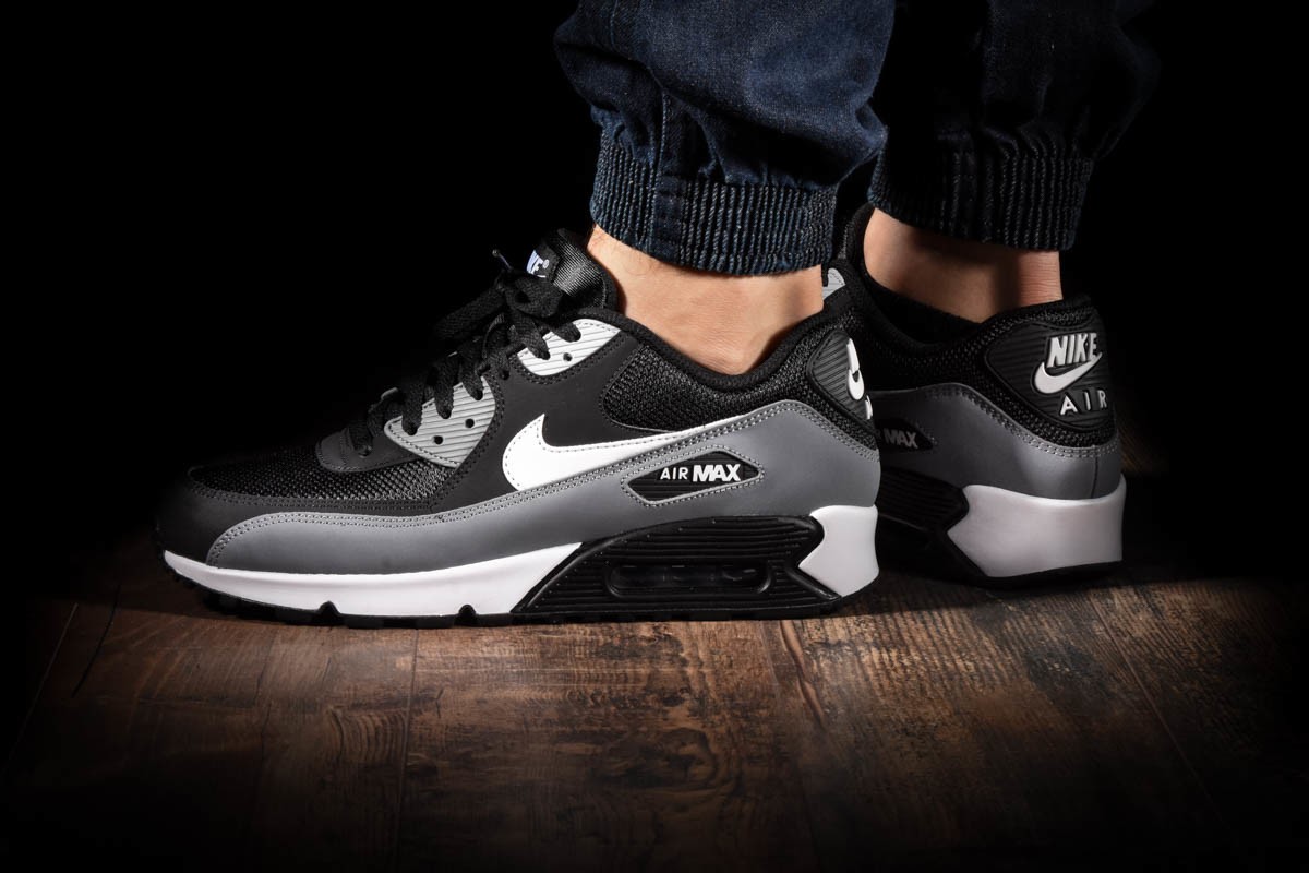 NIKE AIR MAX 90 ESSENTIAL for £115.00 