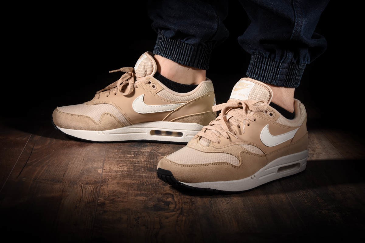 NIKE AIR MAX 1 DESERT ORE