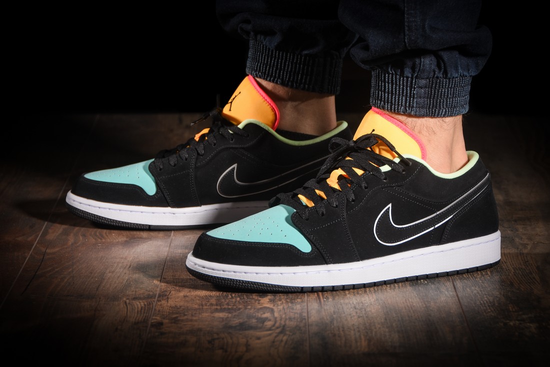 NIKE AIR JORDAN 1 RETRO LOW SE BLACK AURORA GREEN