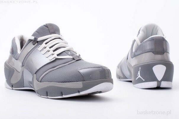 Jordan alpha trunner store